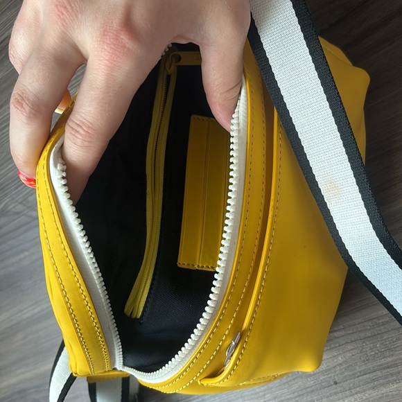 Away Travel Fanny Pack Yellow - Picture 5 of 7